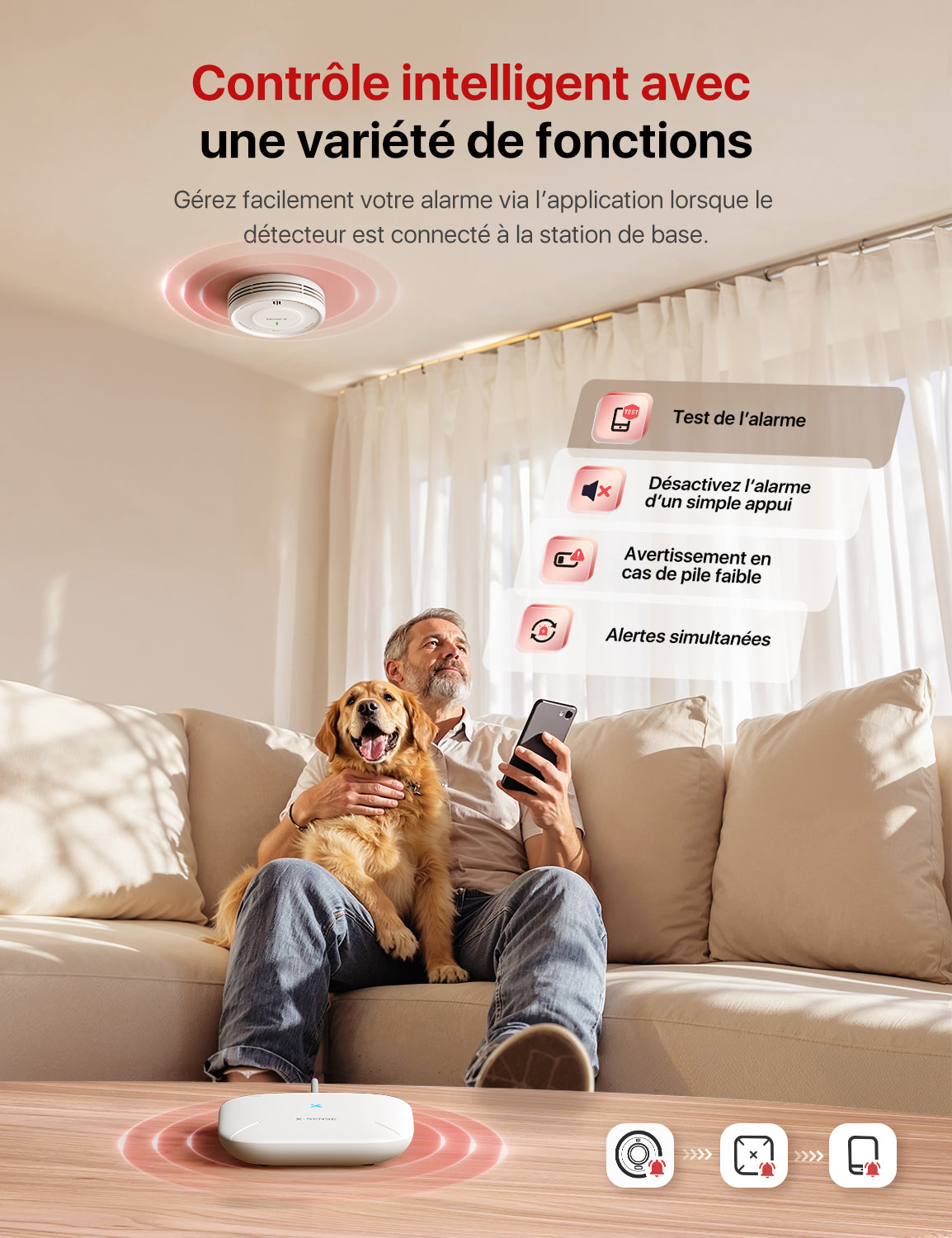 Un homme assis sur un canapé avec son chien teste l'appareil X-SENSE XS0D-MR au plafond via une application.