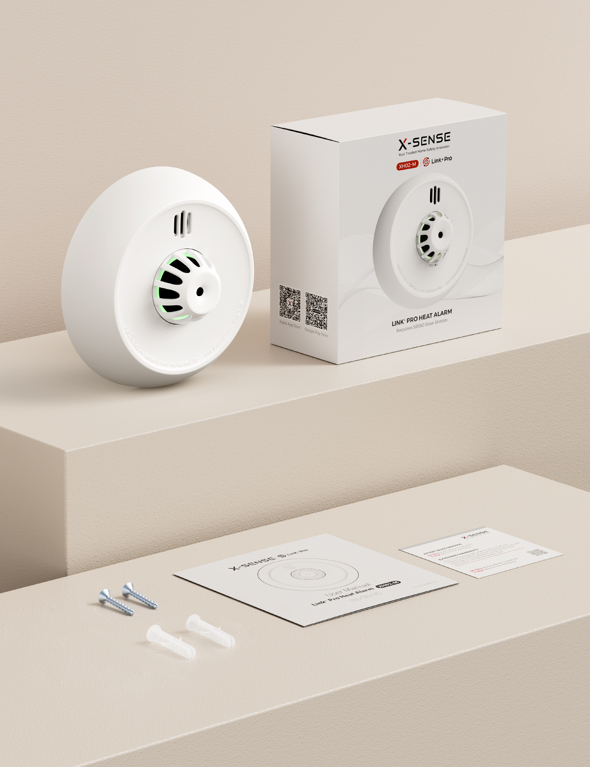 Un détecteur X-SENSE XH02-M et sa boîte d'emballage
